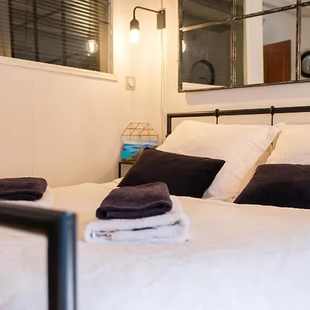 Au Grey D'annecy, Cosy Au Coeur De La Анси